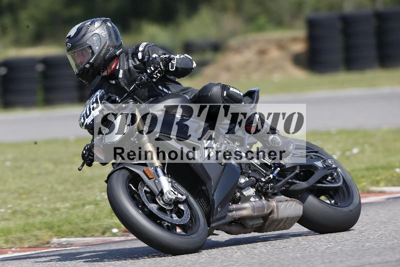 /45 10.08.2025 Plüss Moto Sport ADR/Einsteiger/509